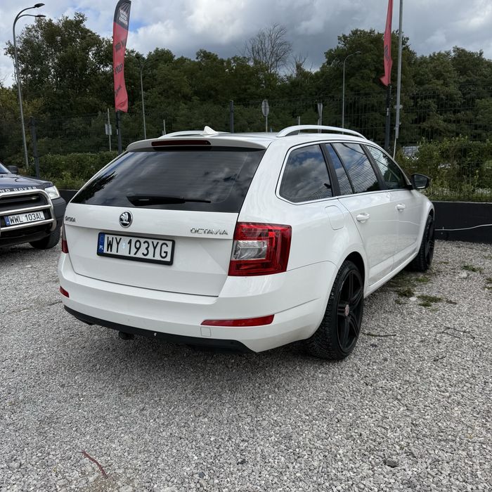 Na Sprzedaz SKODA OCTAVIA/Automat/Klima/Zadbana/Felgi19/Gwarancja/Raty
