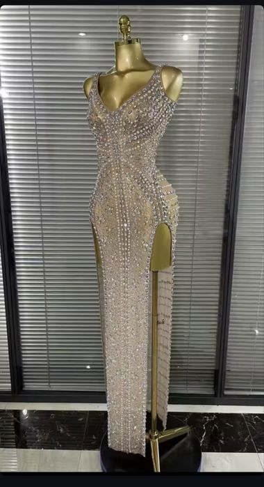 Шикарное платье