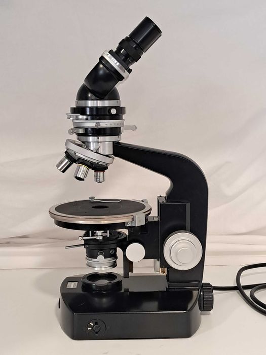 Microscópio Petrográfico Nikon POH-3  Óticas Impecáveis Caixa Original