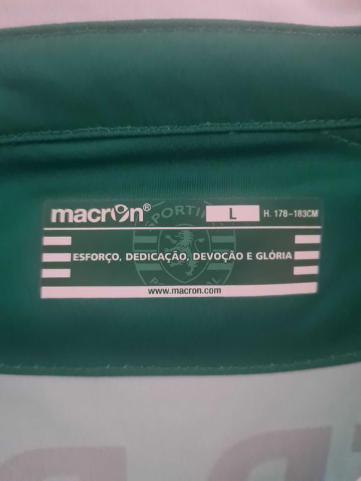 Camisola oficial do Sporting assinada pelo William Carvalho