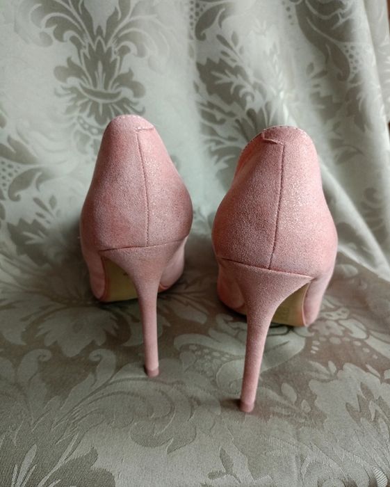 Buty damskie na szpice vices 38