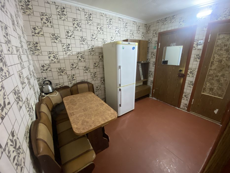 приватизовані 3 кімнати в гуртожитку