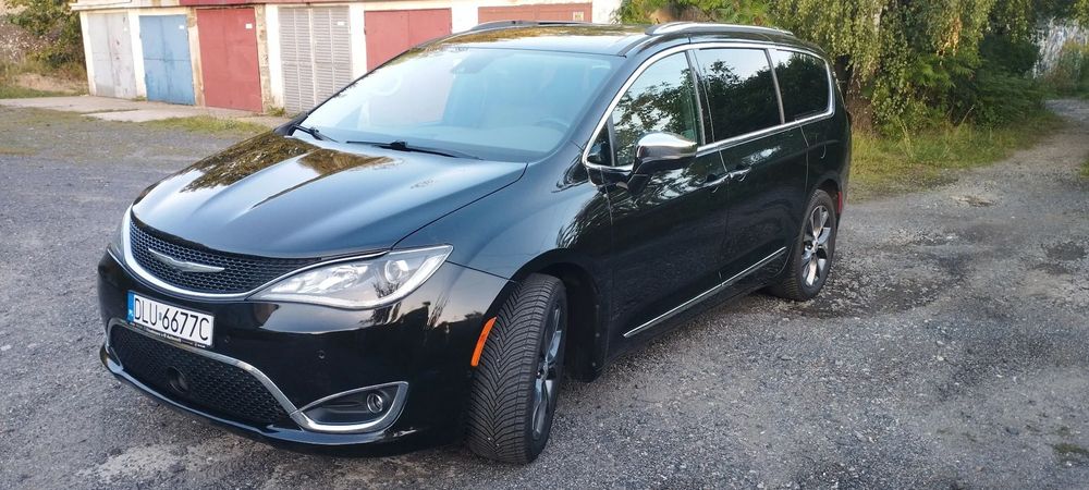 Chrysler Pacifica