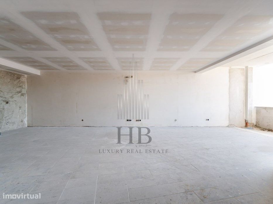 Apartamento T2 com terraço - Loures