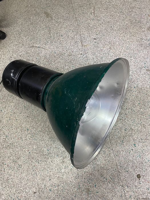 Lampa duża oświetlenie Hal