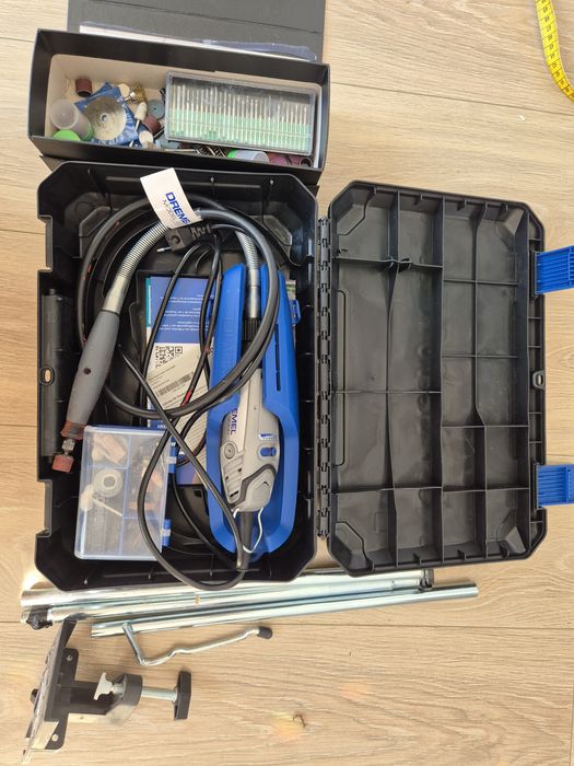 Dremel w walizką + dodatki