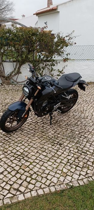 CB125R ano 10/2023