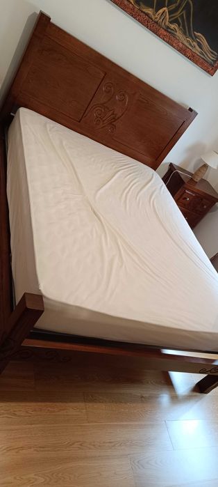Mobília de Quarto de Casal – Estilo Clássico e Elegante