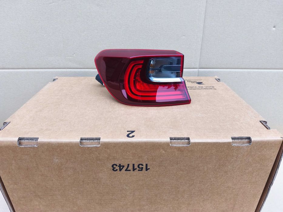 KIA CEED III CD HATCHBACK 18- lampa lewa tył tylna IDEALNA 924.01J7050