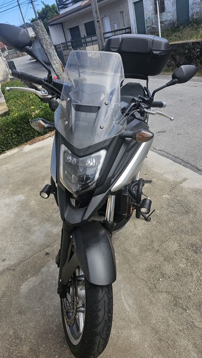 Moto Nc750x  2018 com transmissão nova ao  42000km.