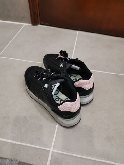 Sapatilhas Pepe Jeans para mulher como novas