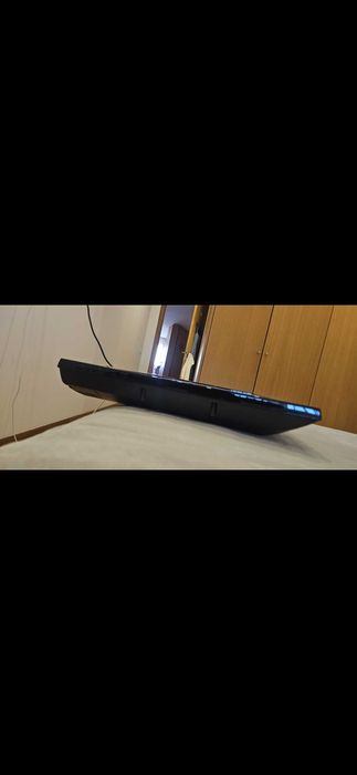 Televisão 85 centímetros