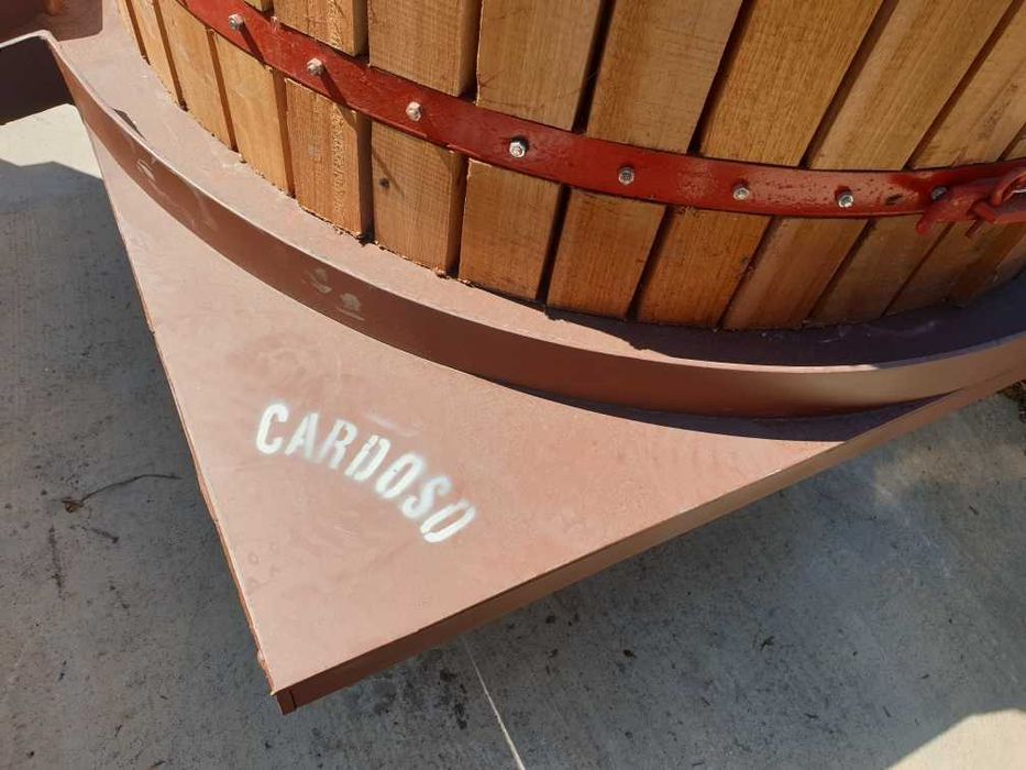 Prensa Hidraulica P/Vinho 50T C/Elevador