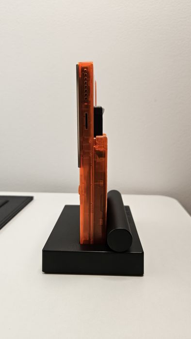 Analogue Pocket transparent orange NOVA