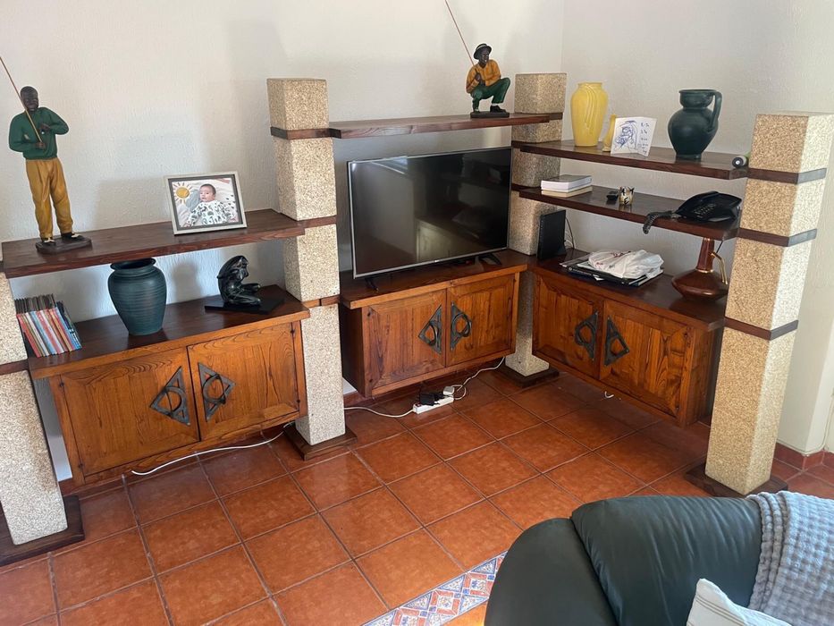 Movel de canto (sala) em carvalho