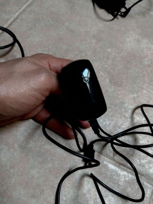 5 cabos de carregador de telemóveis antigos