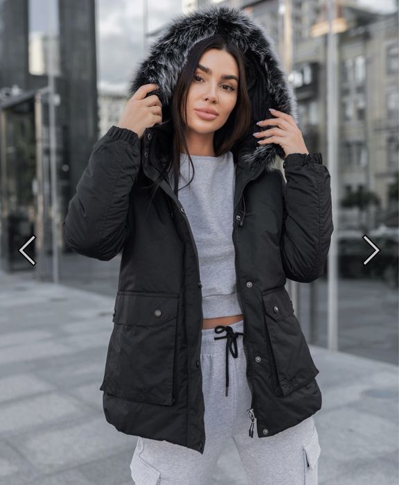 Зимова жіноча куртка Staff