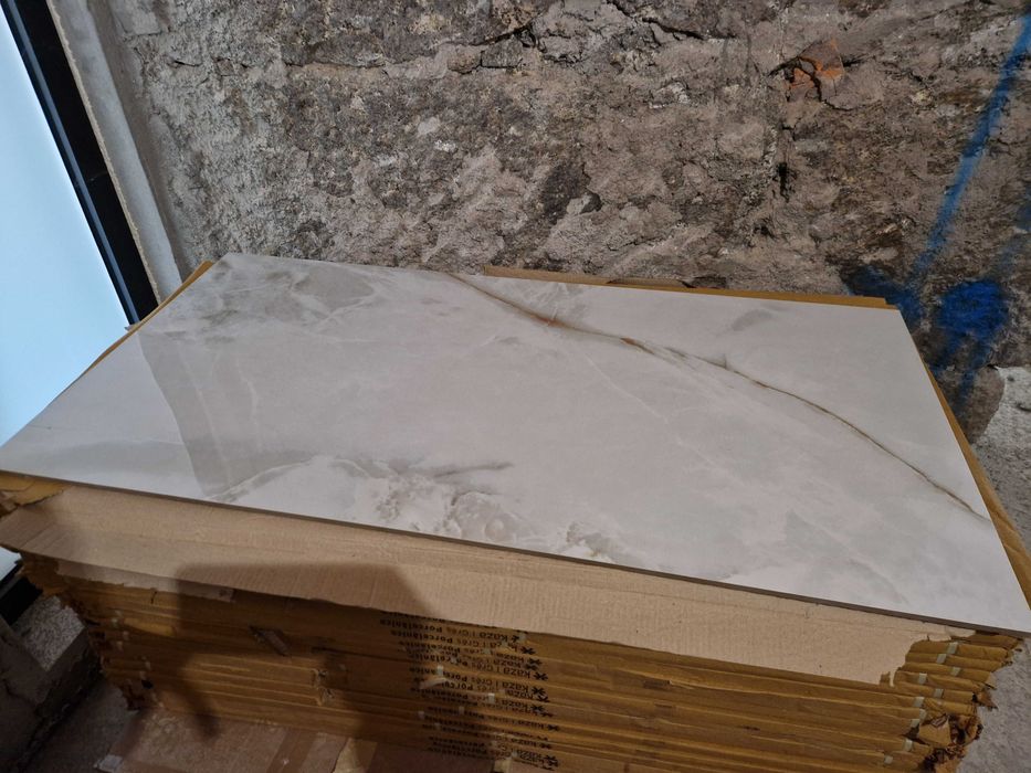 Revestimento porcelanico kaza 60 120