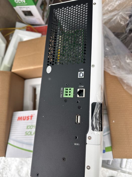 Гібридний інвертор MUST PV18-3224VPM II 3200W 24V MPPT з Wi-fi