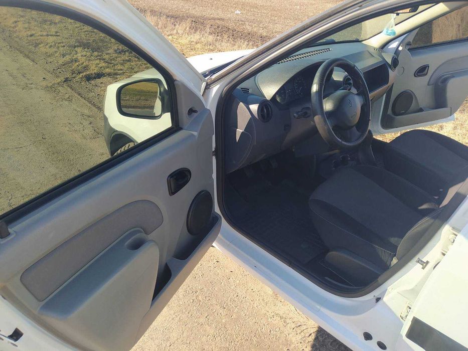 Renault Logan MCV 1,6л 2012 р.в.