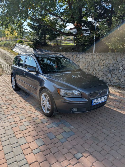 Volvo V50