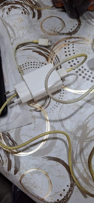 Продам телефон Redmi Note 9