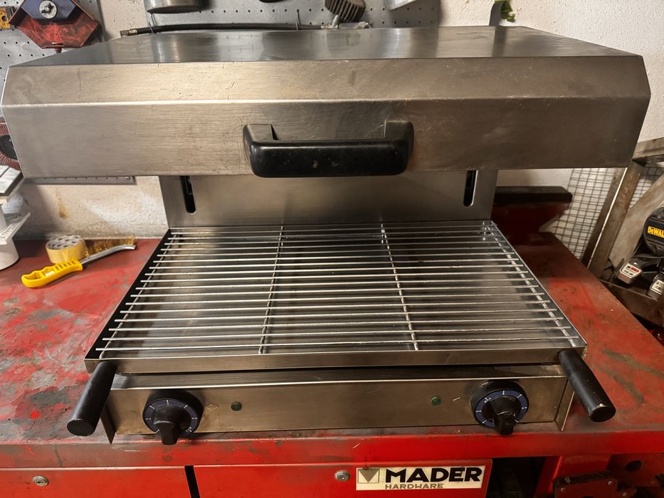 Gratinador como novo