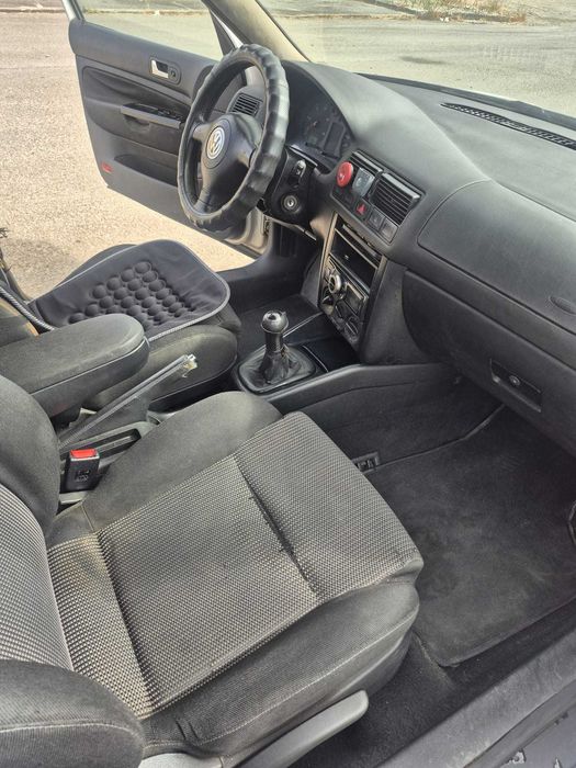 Golf IV 1.9 TDI 110cv 5 portas Edição 25 anos