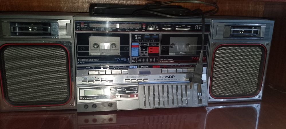 SHARP 800, стан ідеал, є оригінальна інструкція