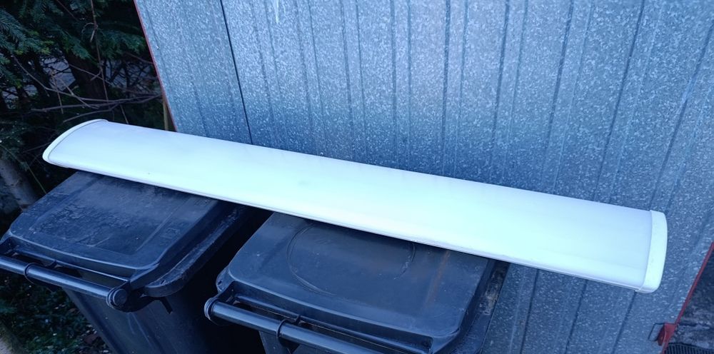 Lampa jarzeniówka, wisząca, garaż