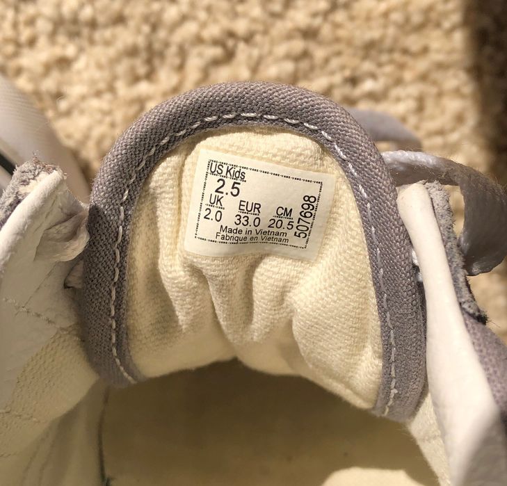 Ténis Vans cinzentas para criança