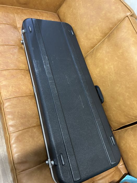 Case Rígida para Guitarra Elétrica
