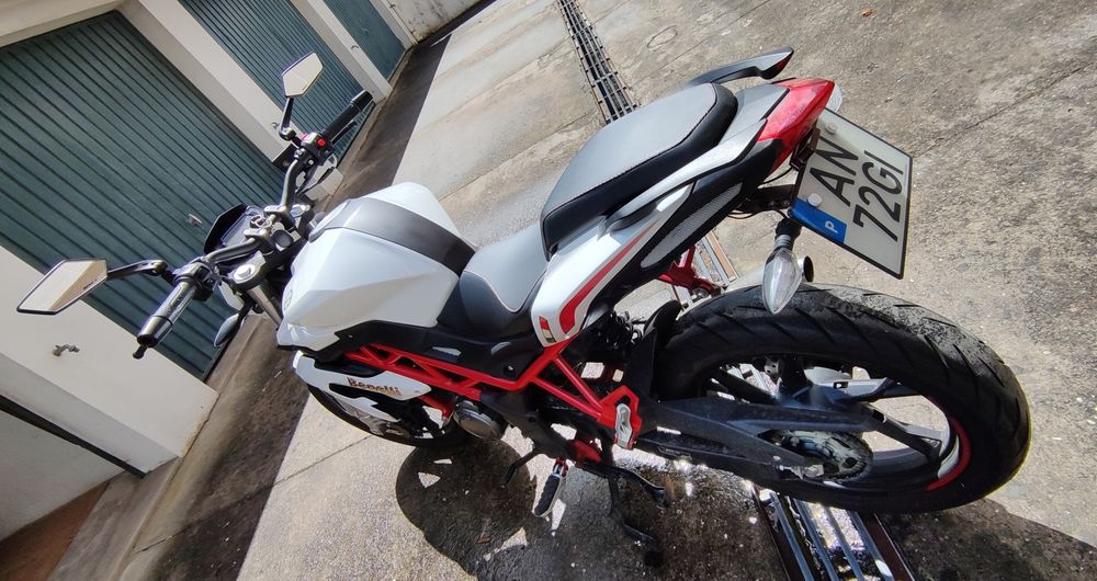 Mota Benelli BN 125