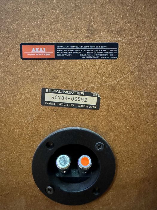 Kolumny Akai SW-T55 świetne do lampy warto