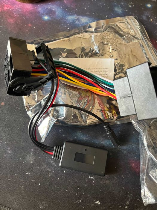 Bluetooth адаптер AUX для Audi, Seat, Skoda, Volkswagen AWM BTM-15