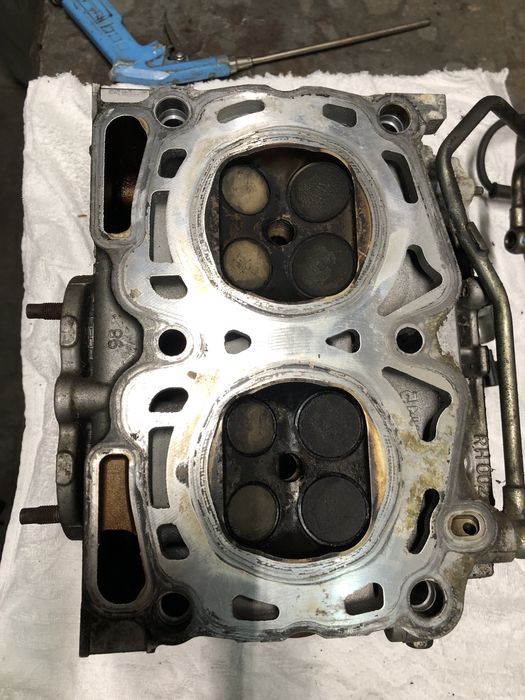 Glowice 2 subaru 2.0