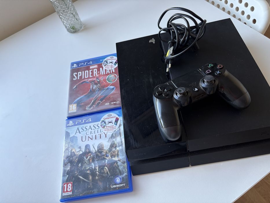ps4 com jogos e comando