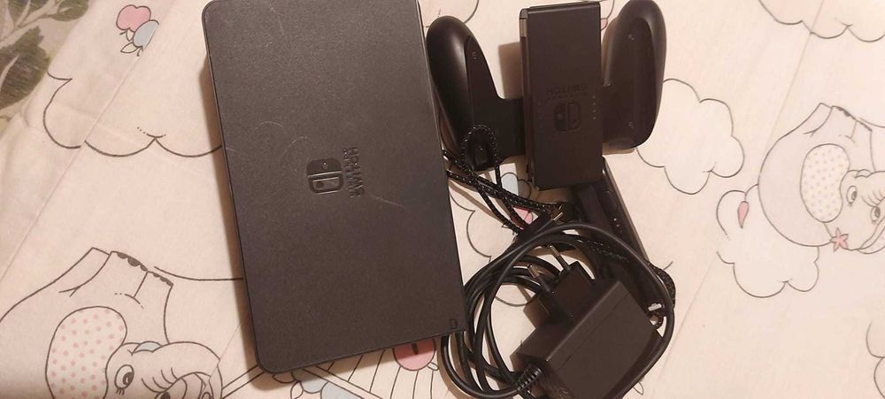 Nintendo Switch OLED - Como nova