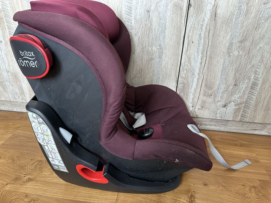 Дитяче автокрісло