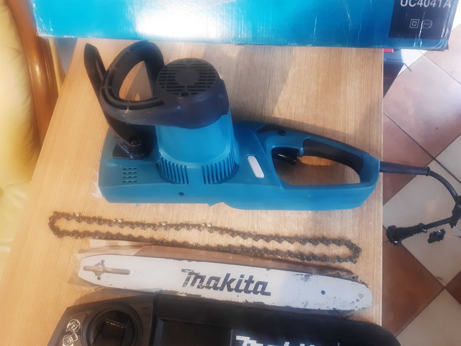 Piła  elektryczna  Makita UC