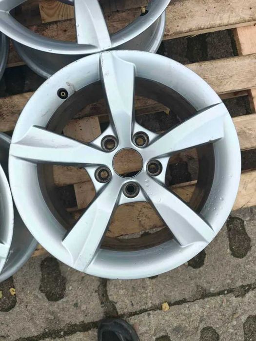 FELGI Aluminiowe Audi Oryginalne R16 5x112 7.5x16 ET37