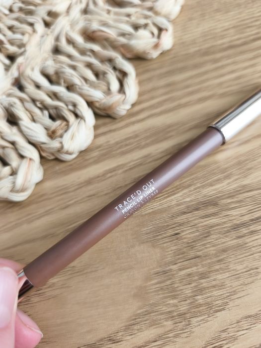 Konturówka do ust Fenty Beauty brązowa