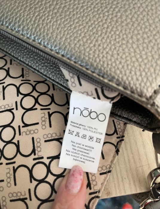 Torebka nobo srebrna
