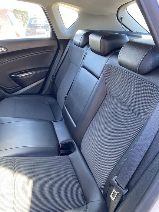 Opel Astra 2010 1.7 CTDI