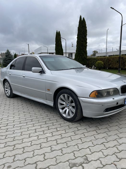 Продам BMW E39 520D