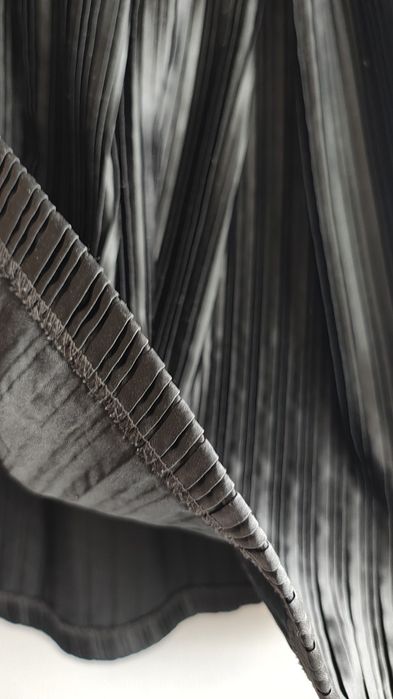 Plisowana rozkloszowana spódnica