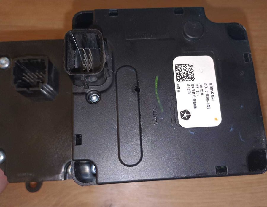 Dodge RAM 1500 DS IV gen. 2013 do 2024 pokrętło zmiany biegów shifter