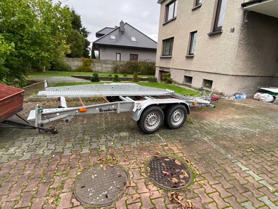 Laweta przyczepa Branderup Thule uchylna