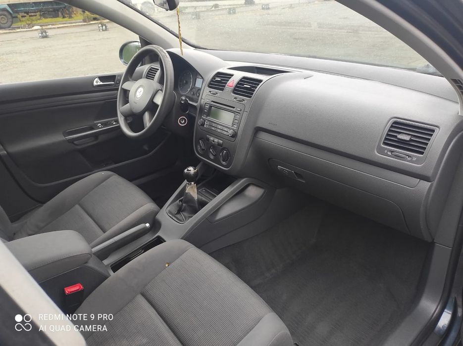 Volkswagen golf продаж