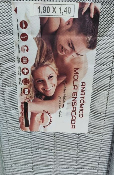 Estúdio com cama de casal